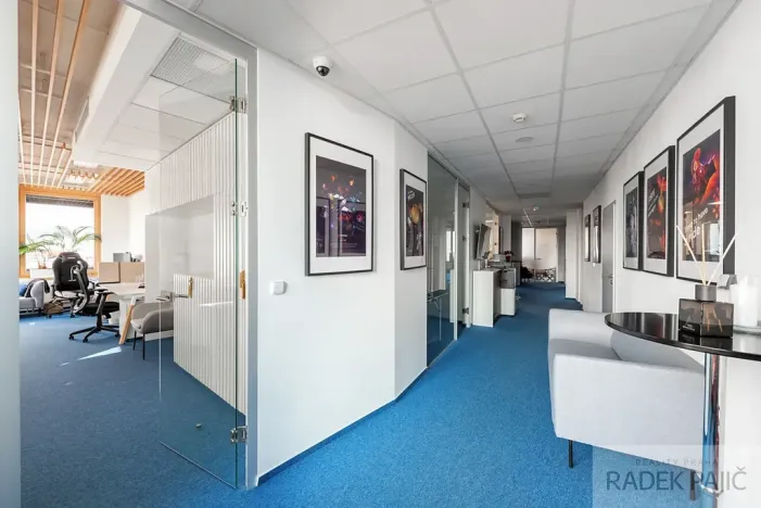 Prodej kanceláře, Brno, Pražákova, 272 m2