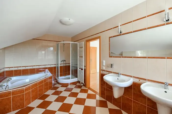 Prodej rodinného domu, Horoměřice, 350 m2