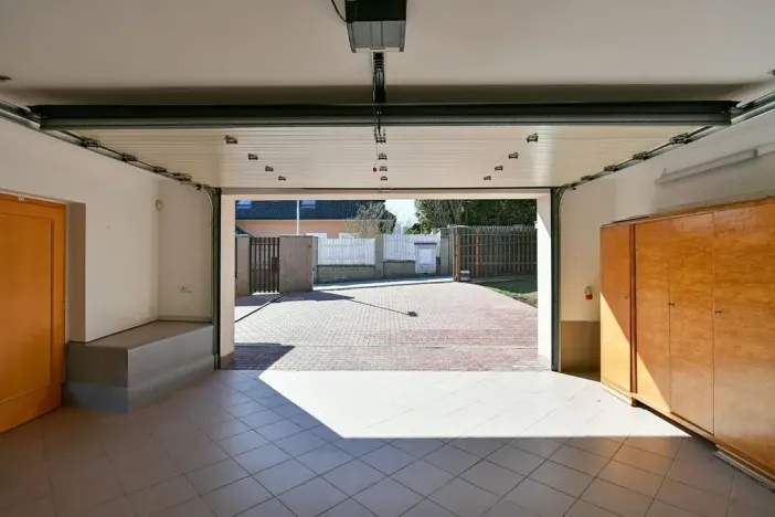 Prodej rodinného domu, Horoměřice, 350 m2