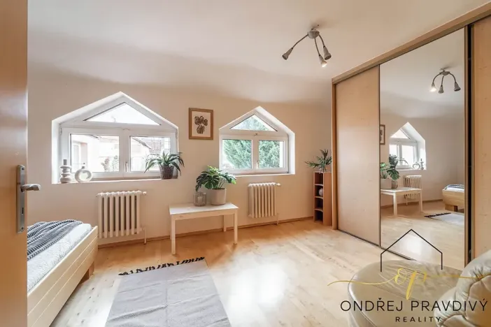 Prodej rodinného domu, Lety, Sokolská, 265 m2