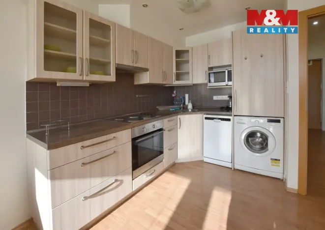 Pronájem bytu 1+kk, Hradec Králové - Nový Hradec Králové, Jana Masaryka, 35 m2