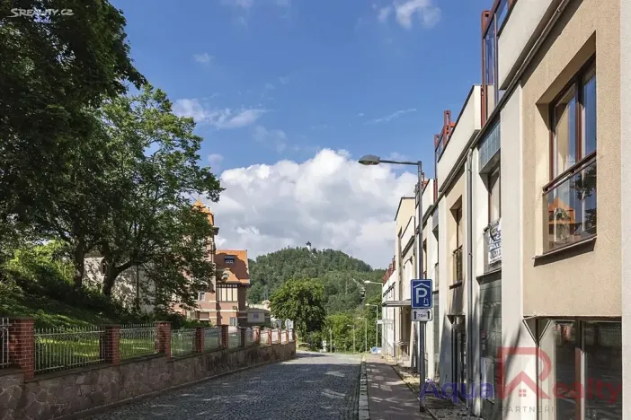 Prodej bytu 2+kk, Karlovy Vary, Libušina, 70 m2