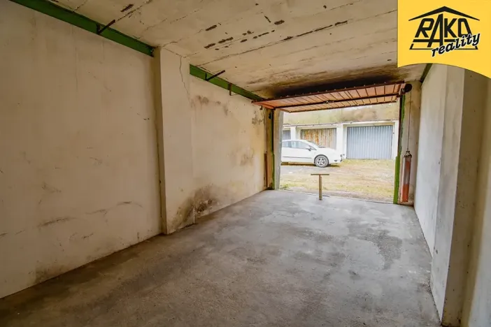 Prodej garáže, Trutnov, Vrbová, 18 m2