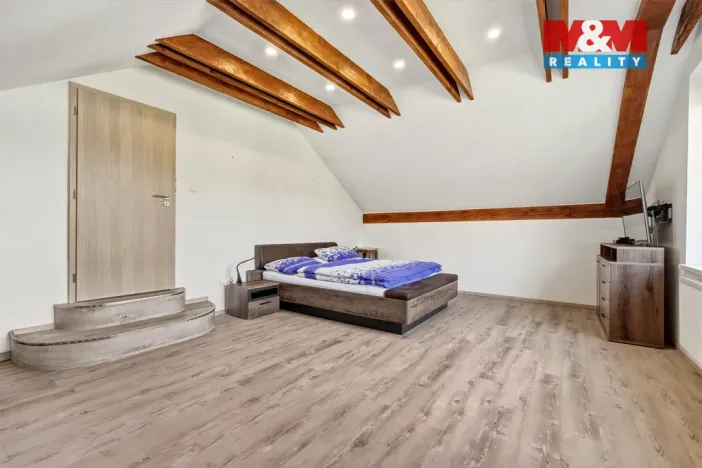 Prodej rodinného domu, Rynoltice, 224 m2