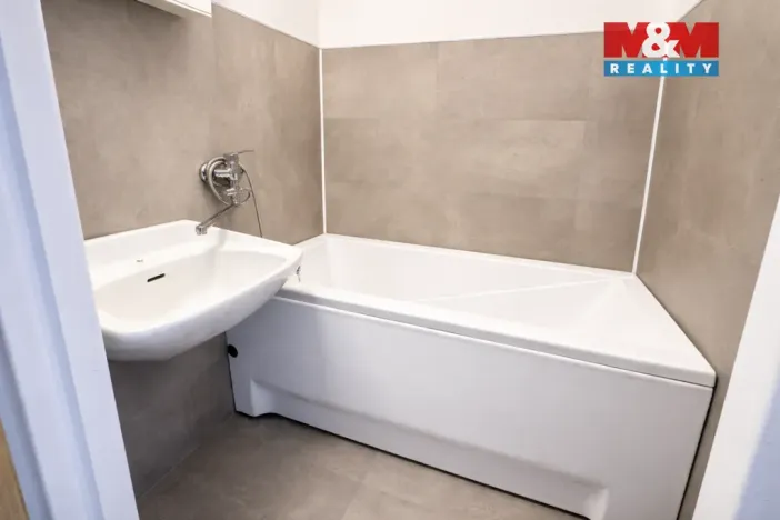 Pronájem bytu 2+1, Olomouc - Nová Ulice, Hněvotínská, 54 m2