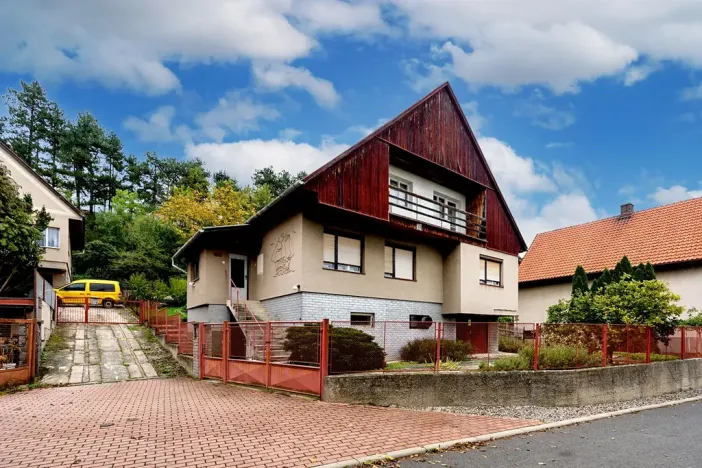 Prodej rodinného domu, Všetaty, Vinice, 280 m2