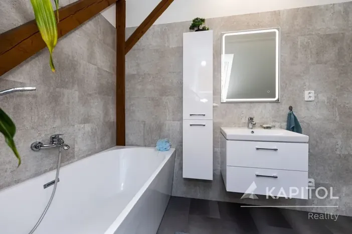 Prodej rodinného domu, Tichonice, 123 m2