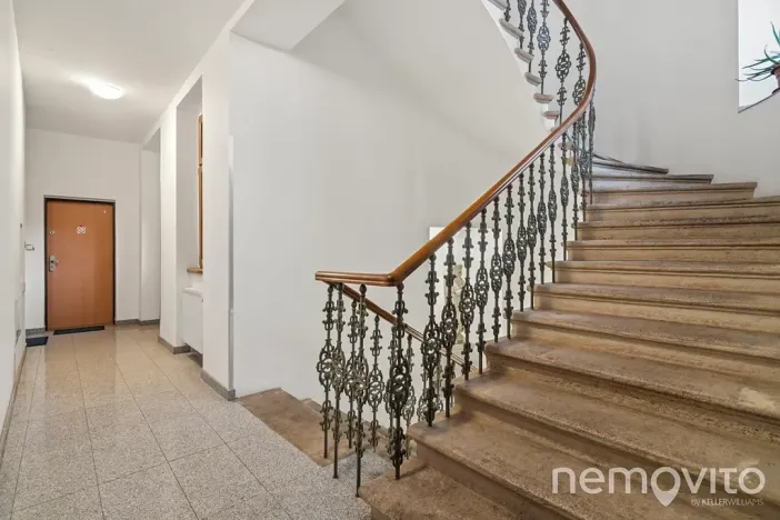 Prodej bytu 2+1, Praha - Karlín, Sokolovská, 72 m2