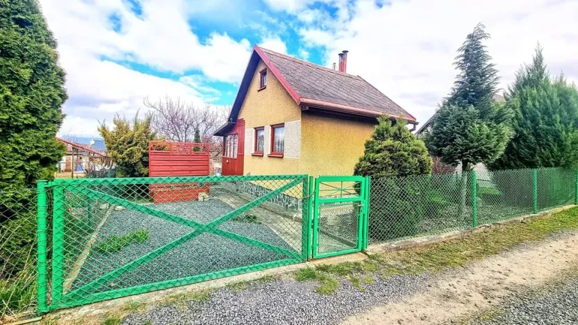 Prodej zahrady, Bílina, 324 m2