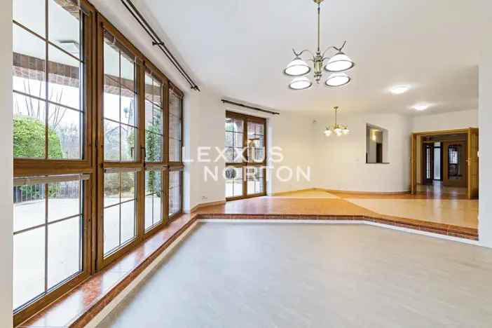 Pronájem vily, Praha - Nebušice, Druhého odboje, 384 m2