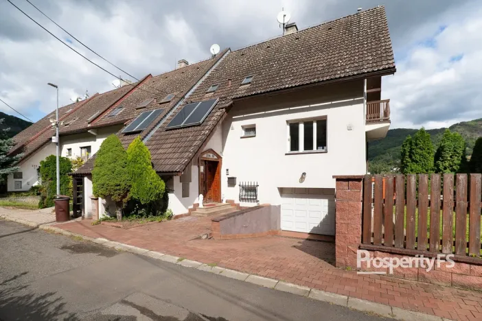 Prodej rodinného domu, Ústí nad Labem - Vaňov, Kruhová, 319 m2