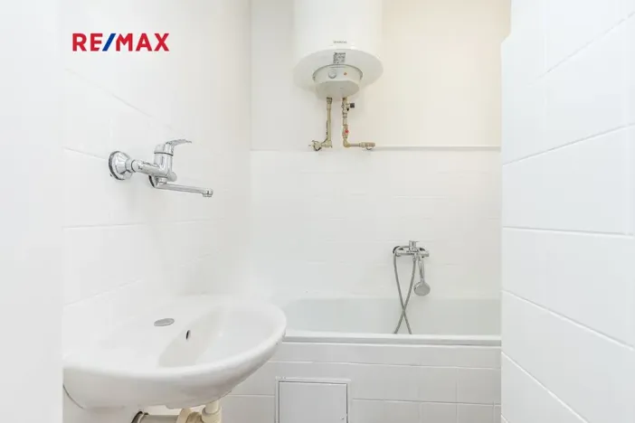 Prodej bytu 1+1, Čistá, nám. Václavské, 43 m2