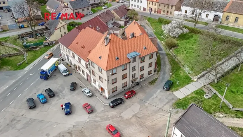 Prodej bytu 1+1, Čistá, nám. Václavské, 43 m2