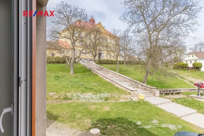 Prodej bytu 1+1, Čistá, nám. Václavské, 43 m2