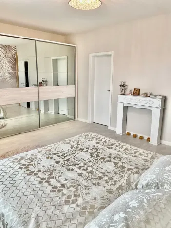 Pronájem bytu 4+kk, Praha - Strašnice, Zvěřinova, 117 m2