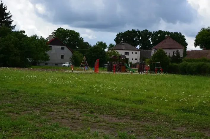 Prodej pozemku pro bydlení, Divec, 1680 m2