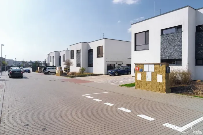 Pronájem rodinného domu, Praha - Vinoř, Lipoltická, 114 m2