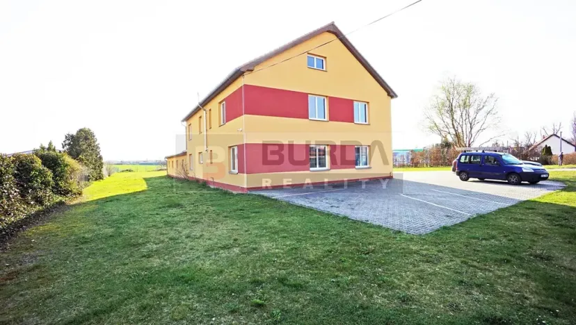 Pronájem kanceláře, Neratovice, 514 m2