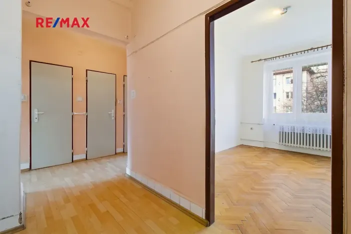 Prodej bytu 2+1, Plzeň, Částkova, 56 m2