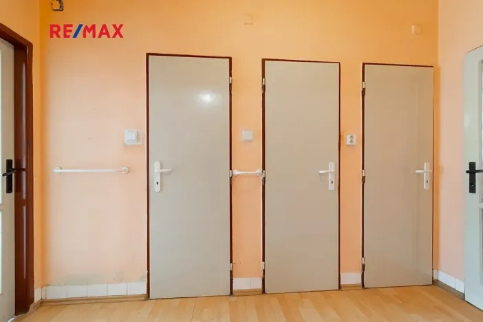 Prodej bytu 2+1, Plzeň, Částkova, 56 m2