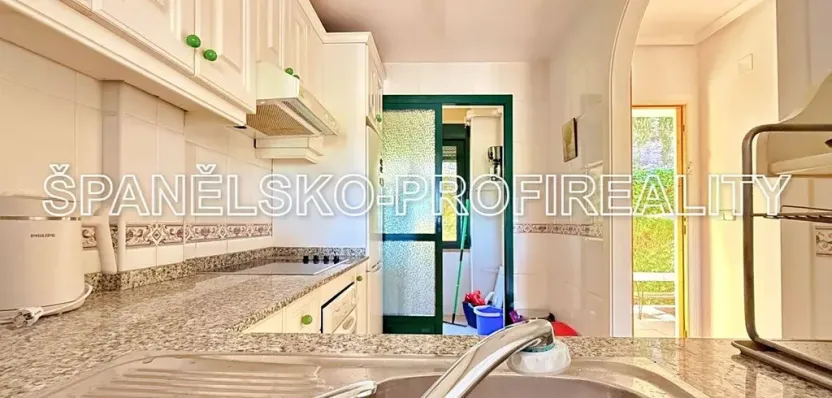 Prodej rodinného domu, Alicante, Španělsko, 83 m2