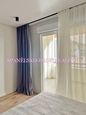 Prodej bytu 3+kk, Torrevieja, Španělsko, Calle Concordia, 85 m2