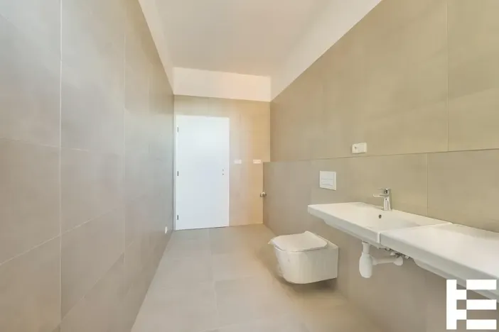 Prodej bytu 3+kk, Praha - Bohnice, Lodžská, 87 m2