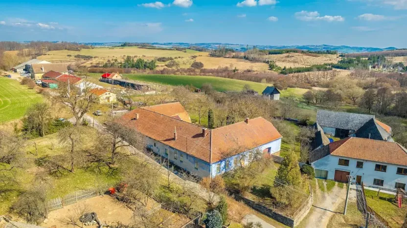 Prodej zemědělské usedlosti, Radonín, 185 m2