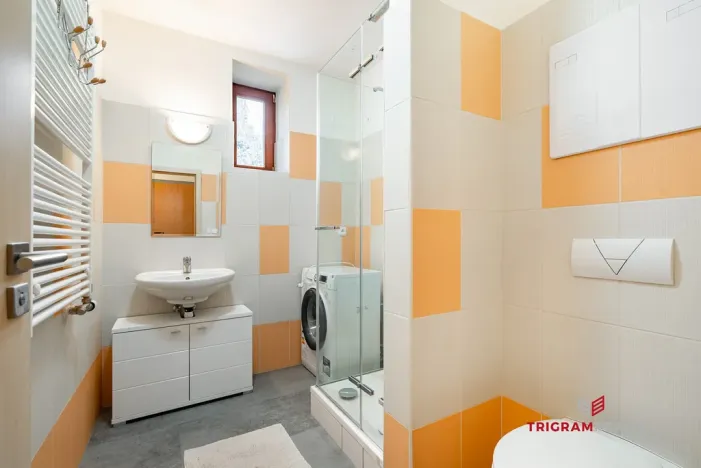 Pronájem bytu 2+kk, Hradec Králové - Roudnička, Roudničská, 41 m2