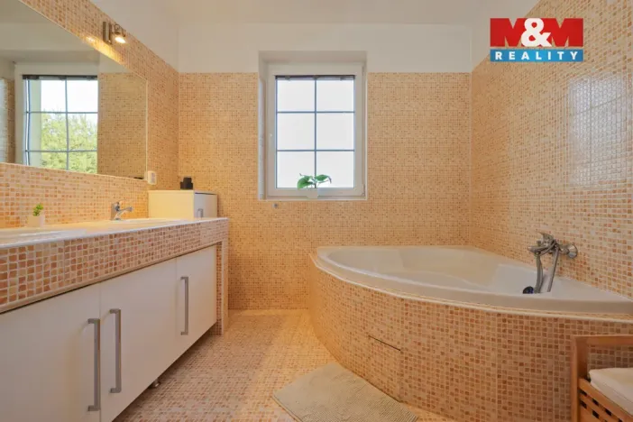 Prodej rodinného domu, Stonařov, 165 m2