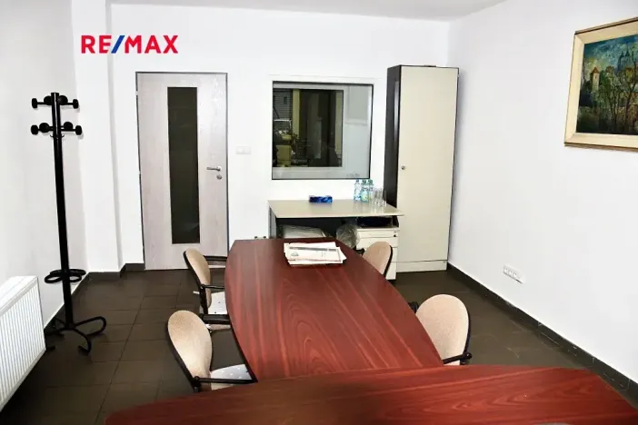 Prodej výrobních prostor, Cheb, Truhlářská, 2491 m2