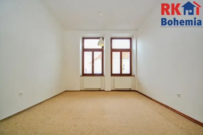 Pronájem bytu 2+kk, Český Brod, nám. Arnošta z Pardubic, 49 m2