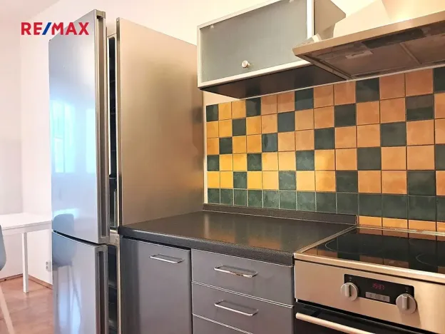 Pronájem bytu 2+kk, Praha - Hlubočepy, Voskovcova, 55 m2