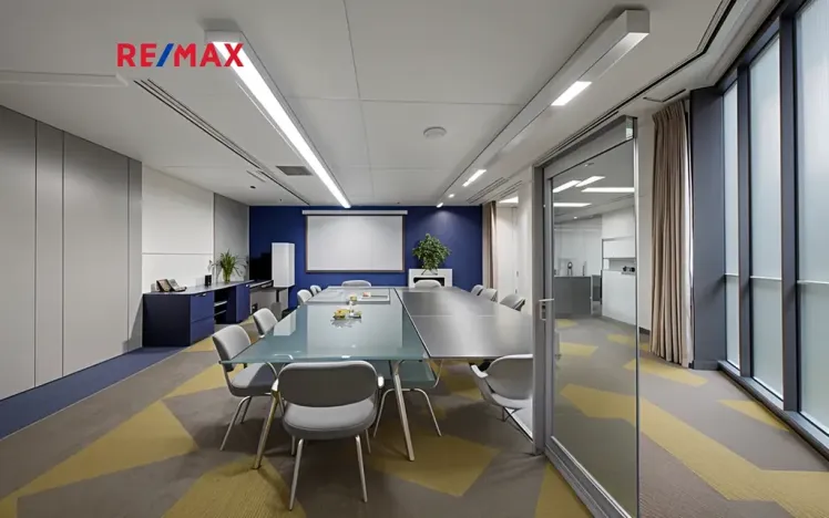 Prodej komerční nemovitosti, Kraslice, Palackého, 1800 m2