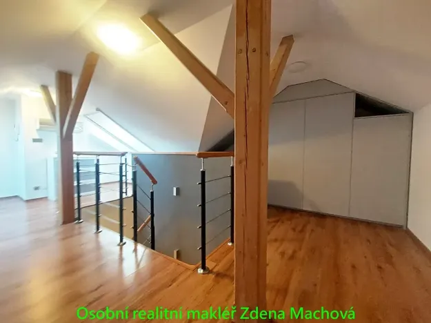 Pronájem bytu 3+kk, Praha - Strašnice, Gutova, 87 m2