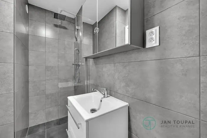 Pronájem bytu 2+kk, Hradec Králové, Pražská třída, 53 m2