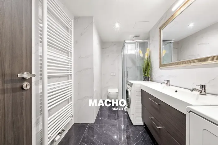 Pronájem bytu 1+1, Praha - Modřany, Karasova, 45 m2