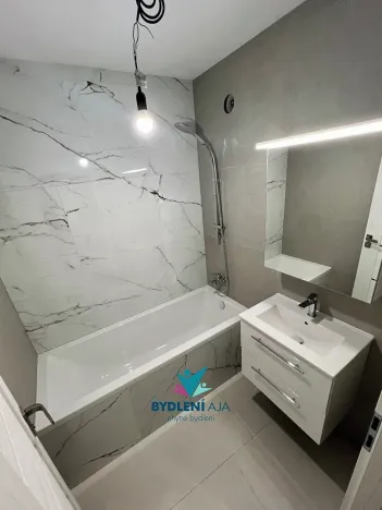 Prodej bytu 4+1, Teplice, J. Á. Komenského, 109 m2