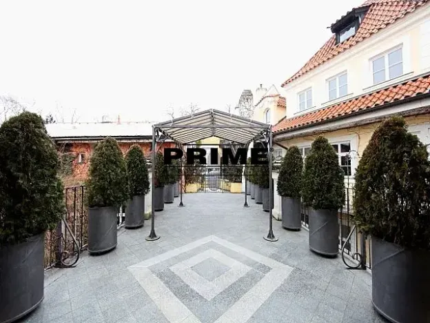 Pronájem bytu 4+1, Praha - Malá Strana, Vlašská, 178 m2