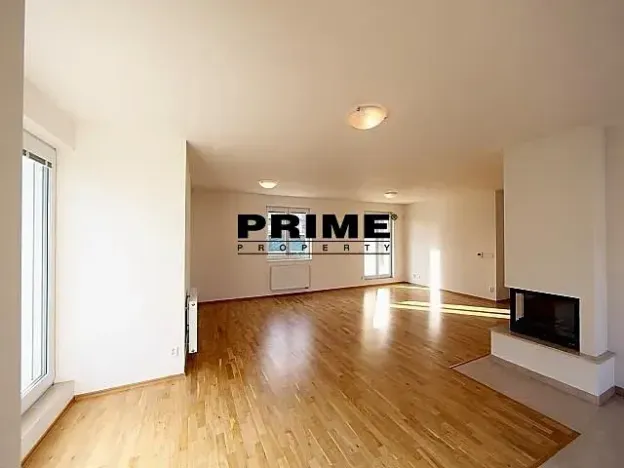 Pronájem rodinného domu, Praha, Ke smrčině, 270 m2