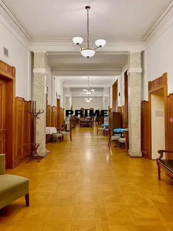 Pronájem kanceláře, Praha - Nové Město, Spálená, 538 m2