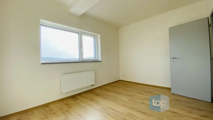 Pronájem bytu 2+kk, Králův Dvůr, Spojovací, 52 m2