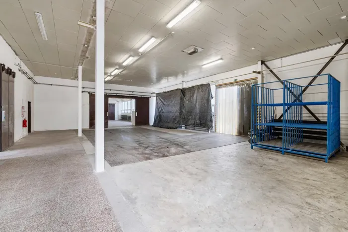 Prodej výrobních prostor, Brno - Slatina, Hviezdoslavova, 1514 m2