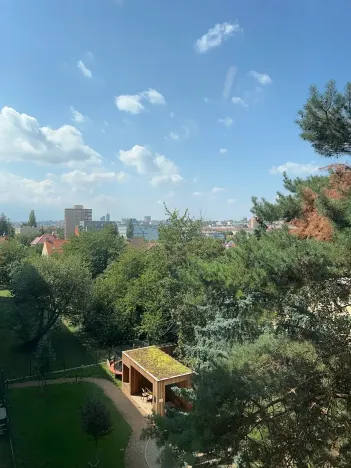 Pronájem bytu 1+kk, Praha - Strašnice, Michelangelova, 35 m2