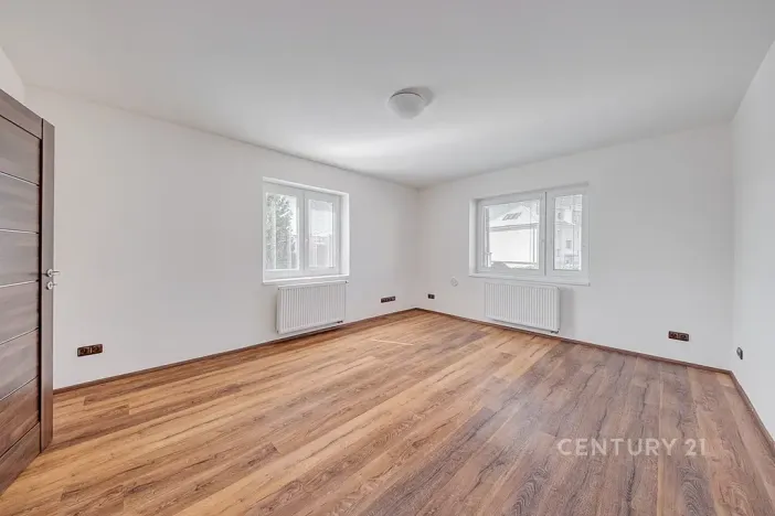 Prodej bytu 4+kk, Úvaly, Kollárova, 97 m2