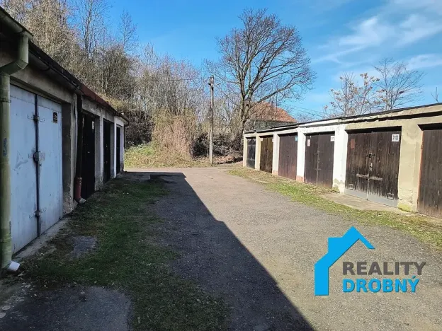 Pronájem garáže, Ústí nad Labem, Čajkovského, 18 m2