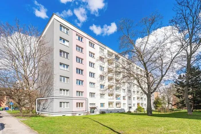 Prodej bytu 3+1, Praha - Malešice, Káranská, 76 m2