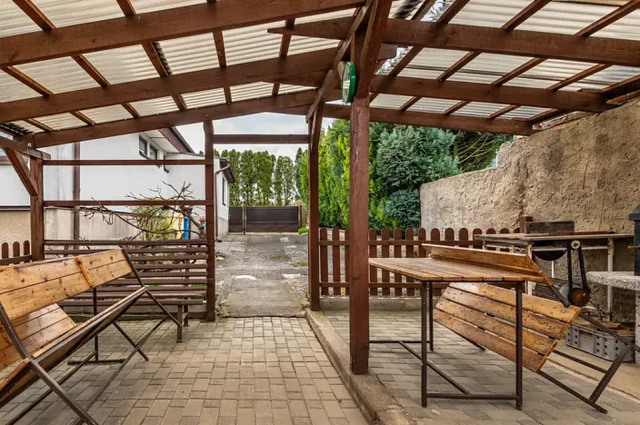 Prodej rodinného domu, Červené Pečky, Na Parkáně, 126 m2