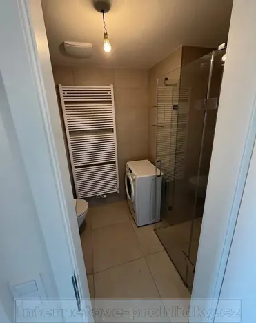 Pronájem bytu 1+kk, Kladno, Ke křížku, 25 m2