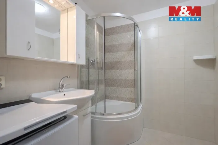 Prodej bytu 3+kk, Benešov, Hráského, 66 m2